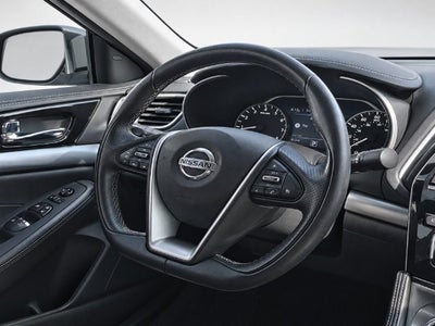 2022 Nissan Maxima SV